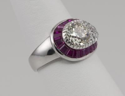 ART DECO DIAMOND AND RUBY CLUSTER PLATINUM RING