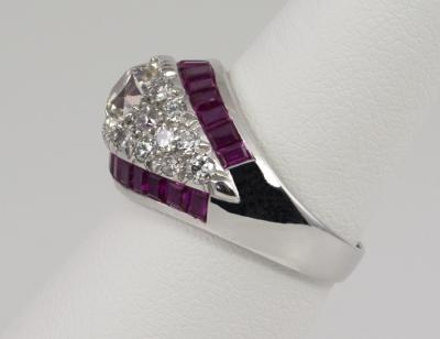 ART DECO DIAMOND AND RUBY CLUSTER PLATINUM RING