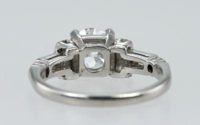ART DECO DIAMOND ENGAGEMENT RING
