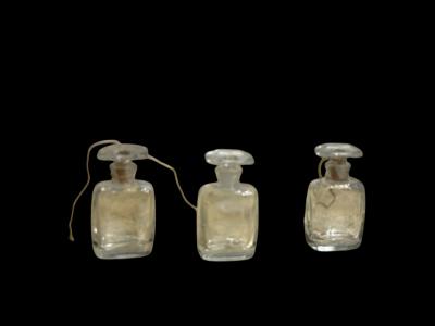 ART DECO GLASS PERFUME BOTTLES 72 DOZEN UNOPENED IN ORIGINAL WOODEN CRATE