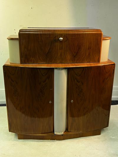 ART DECO ILLUMINATED BAR