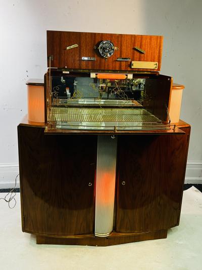 ART DECO ILLUMINATED BAR