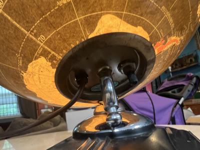 ART DECO ILLUMINATED GLOBE