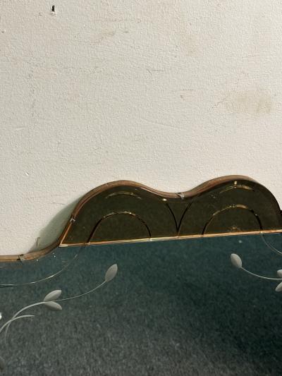 ART DECO MODERNIST FLOWER SHAPED PEACH CLEAR MIRROR