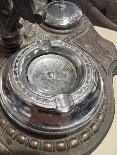 ART DECO STATUE OF LIBERTY STANDING ASHTRAY WITH ILLUMINATED TORCH