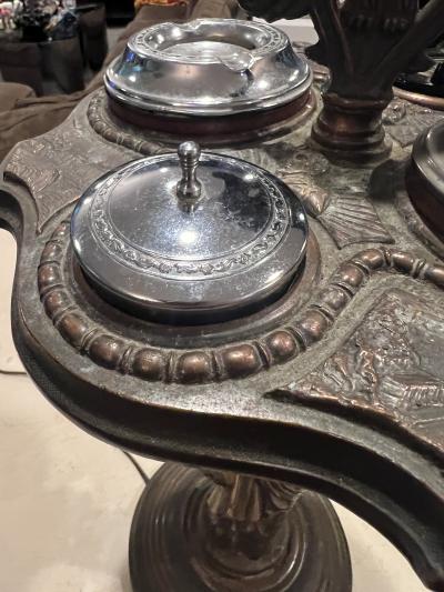 ART DECO STATUE OF LIBERTY STANDING ASHTRAY WITH ILLUMINATED TORCH