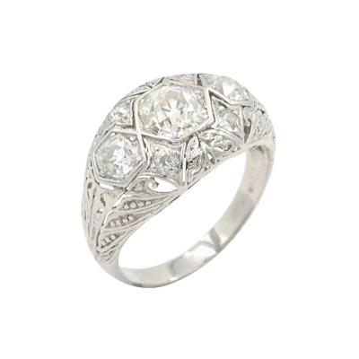 ART DECO THREE STONE DIAMOND AND PLATINUM RING CIRCA 1930S