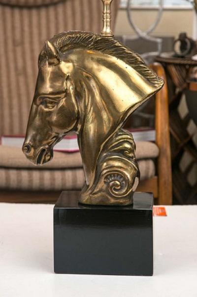 ART MODERNE HORSE HEAD ON BASE TABLE LAMP