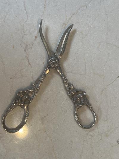 ART NOUVEAU STERLING SILVER GRAPE SHEARS