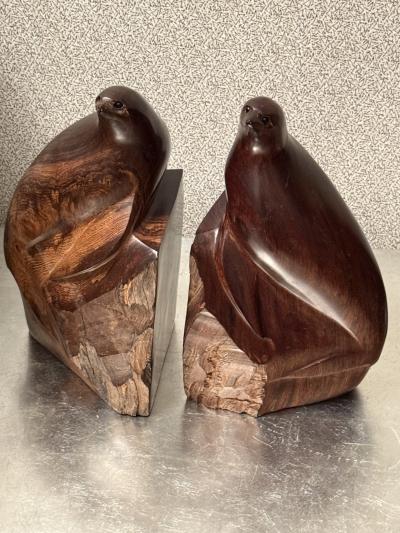 ARTIST CARVED HARDWOOD SEAL WITH BLACK ONYX EYES BOOKENDS