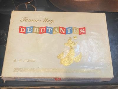 AWESOME VINTAGE CHOCOLATE ASSORTMENT STORE DISPLAY