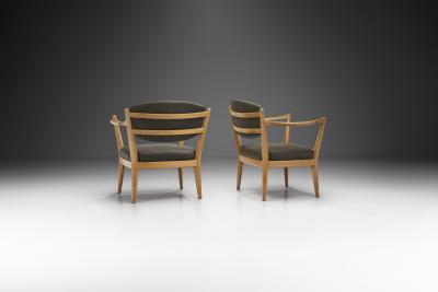 Adolf Relling Adolf Relling Frederik Kayser Kaminstolen for Arnestad Bruk Norway 1940s