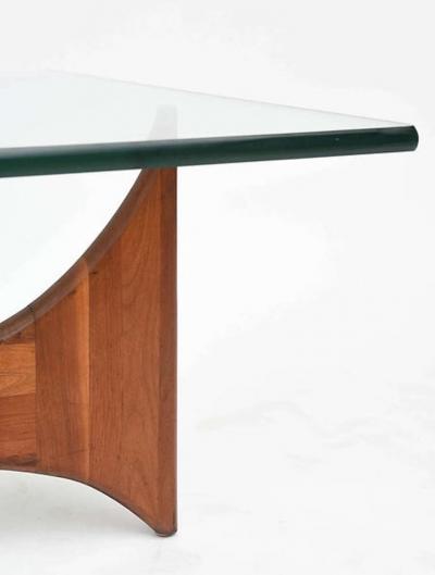Adrian Pearsall American Modern Pair of Walnut and Glass Low Tables by Adrian Pearsall