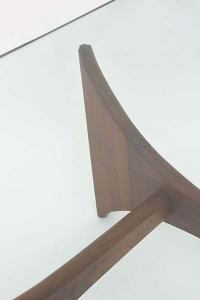 Adrian Pearsall American Modern Pair of Walnut and Glass Low Tables by Adrian Pearsall
