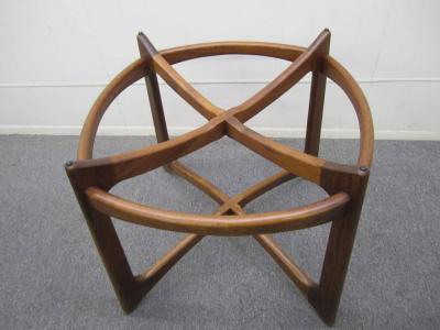 Adrian Pearsall Gorgeous Adrian Pearsall Sculptural Walnut Dining Table Mid century Modern