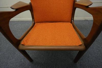 Adrian Pearsall Gorgeous Adrian Pearsall Sculptural Walnut Lounge Chair
