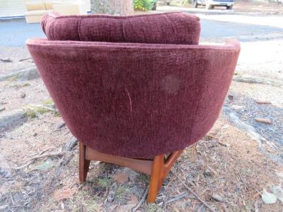 Adrian Pearsall Lovely Adrian Pearsall Barrel Back Walnut Lounge Chair Mid Century Modern