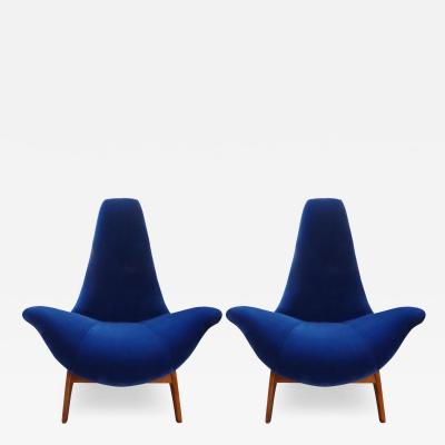 Adrian Pearsall Pair of Adrian Pearsall Gondola Lounge Chairs
