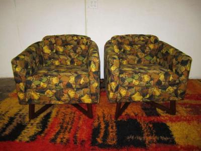 Adrian Pearsall Pair of Adrian Pearsall Sculptural Walnut Lounge Chairs Mid Century Modern