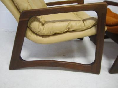 Adrian Pearsall Sculptural Pair of Adrian Pearsall Walnut Lounge Chairs Mid Century Modern