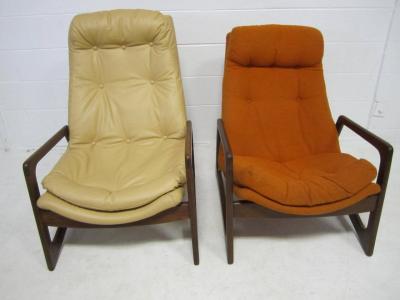 Adrian Pearsall Sculptural Pair of Adrian Pearsall Walnut Lounge Chairs Mid Century Modern