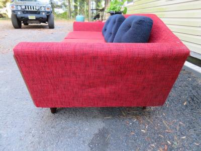 Adrian Pearsall Stylish Adrian Pearsall Style Sculptural Walnut Sofa Midcentury