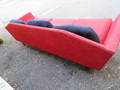 Adrian Pearsall Stylish Adrian Pearsall Style Sculptural Walnut Sofa Midcentury