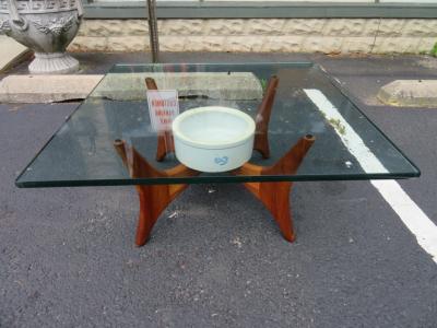 Adrian Pearsall Unusual Adrian Pearsall Sculptural Walnut Coffee Table Planter Midcentury