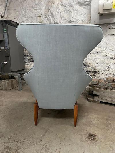 Adrian Pearsall WALNUT LIGHT BLUE LINEN WINGBACK CHAIR ATTRIBUTED TO ADRIAN PEARSALL