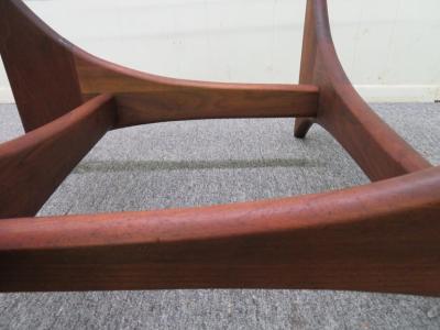 Adrian Pearsall Wonderful Adrian Pearsall Square Sculptured Walnut Coffee Table Midcentury