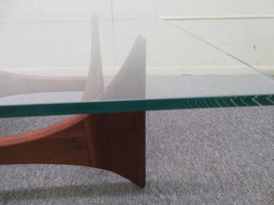 Adrian Pearsall Wonderful Adrian Pearsall Square Sculptured Walnut Coffee Table Midcentury
