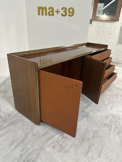Afra Tobia Scarpa Afra Tobia Scarpa Artona Sideboard in Walnut and Leather Maxalto 1970s