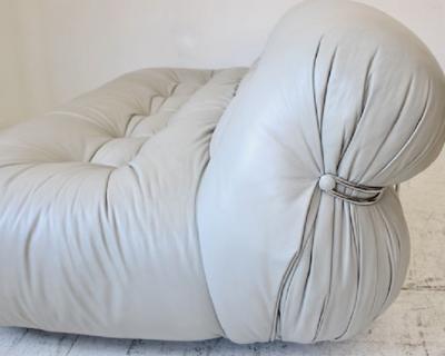 Afra Tobia Scarpa Afra and Tobia Scarpa soriana cream leather settee or small sofa for cassina