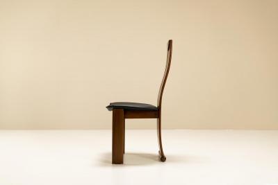 Afra Tobia Scarpa Four Dining Chairs in Walnut and Leather in Scarpa style Italy 1970s