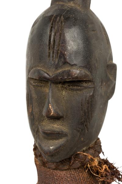 African Gabon 20th Century Hand Carved Tsogo Heddle Pulley with Carved Head