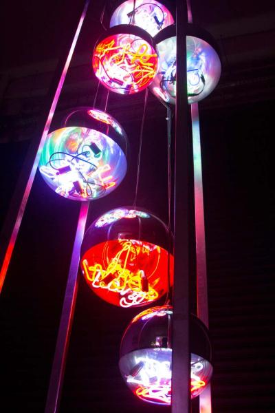 Al Jord o Contemporary Neon Balls Stand Lamp by Brazilian designer Al Jord o