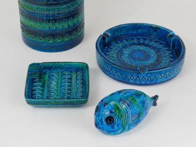 Aldo Londi Aldo Londi Bitossi Very Large Round Rimini Blue Glazed Midcentury Ashtray 1950s
