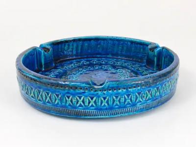 Aldo Londi Aldo Londi Bitossi Very Large Round Rimini Blue Glazed Midcentury Ashtray 1950s