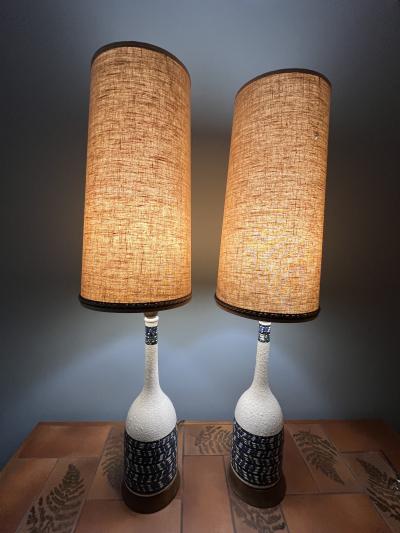 Aldo Londi MID CENTURY ITALIAN ELONGATED BOTTLE CERAMIC LAMPS WITH ORIGINAL SHADES