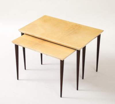 Aldo Tura Aldo Tura Nesting Tables Resting on Four Tapered Mahogany Legs Italy 1960