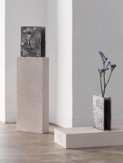 Alessandra Pasqua MOONWALK VASE cast bronze