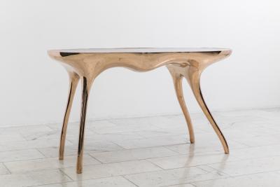 Alex Roskin Biche Desk