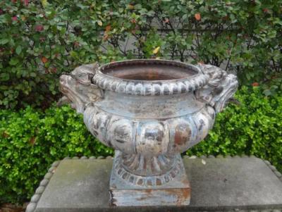 Alfred Corneau Pair of 19th Century French Cast Iron Garden Urns Attributed to Alfred Corneau