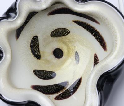 Alfredo Barbini Alfredo Barbini Black Art Glass Bowl with Gold Fleck Italy 1960