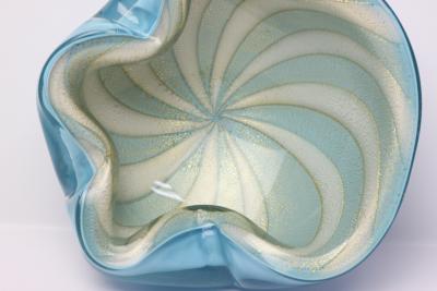 Alfredo Barbini Alfredo Barbini Blue Art Glass Bowl with Gold Fleck Italy 1960
