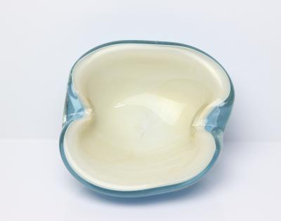 Alfredo Barbini Alfredo Barbini Blue Art Glass Bowl with Gold Fleck Italy 1960