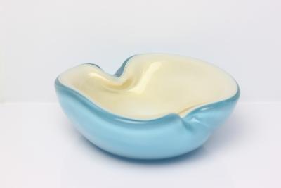Alfredo Barbini Alfredo Barbini Blue Art Glass Bowl with Gold Fleck Italy 1960