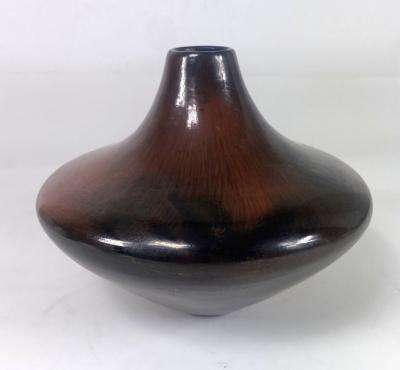 Alice Cling Navajo jar by Alice Cling