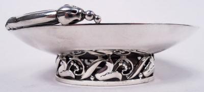 Alphonse La Paglia Pair of La Paglia American Sterling Silver Blossom Inspired Nut Dishes