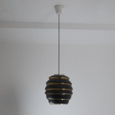 Alvar Aalto Alvar Aalto A332 Beehive Pendant in Brass Black Valaistusty Finland 1950s